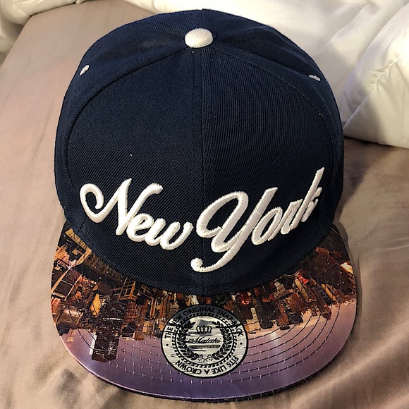 Malaki New York flat brim hat - Picture 1 of 3